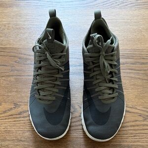 Nike Men's Dark Green and Black Sneakers